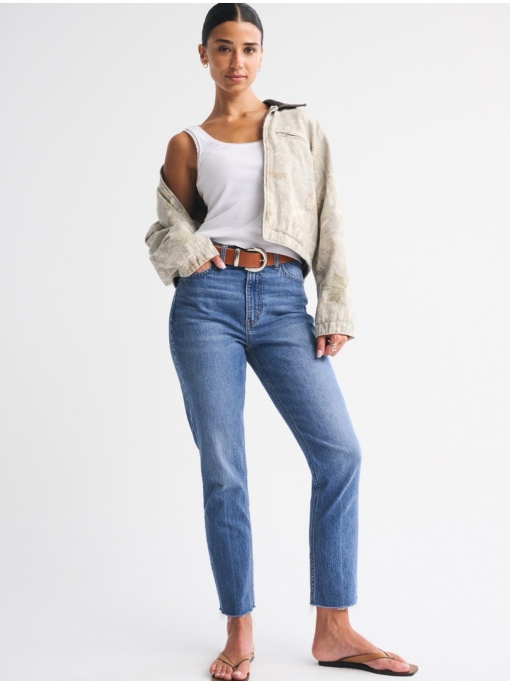 Abercrombie & Fitch Ultra High Rise The Ankle Straight Jean Size 32/14 L